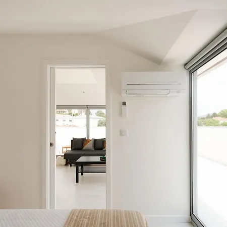 Sun House - Local -