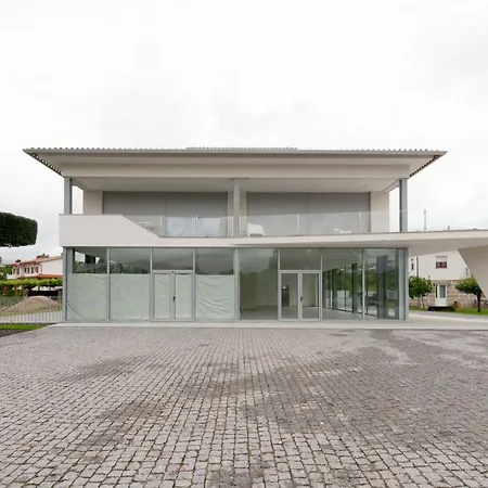 בית חווה Sun House - Local -