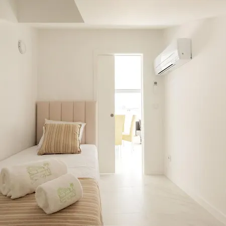 בית חווה Sun House - Local - פונטה דה לימה