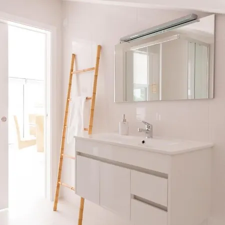 Sun House - Local - Séjour à la ferme