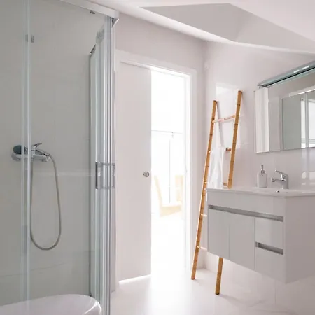 Sun House - Local - Séjour à la ferme