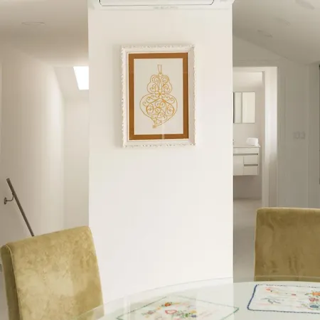 Sun House - Local - *