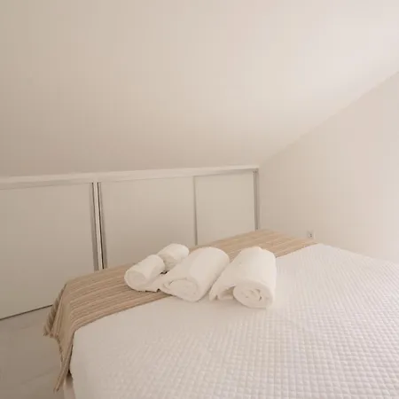 Sun House - Local - * פונטה דה לימה