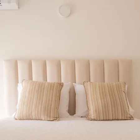 בית חווה Sun House - Local - *