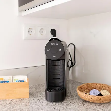 בית חווה Sun House - Local - פונטה דה לימה