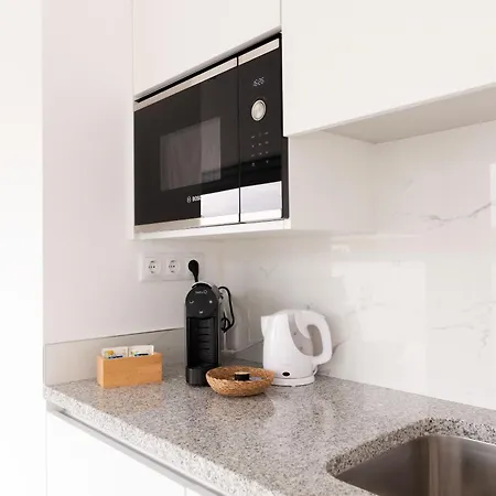 Sun House - Local - * פונטה דה לימה