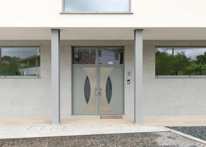 Sun House - Local - *