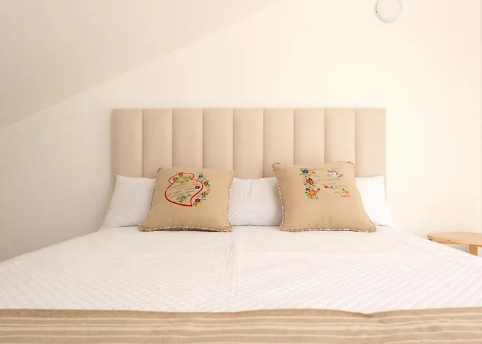 Sun House - Local - * بونتي دي ليما