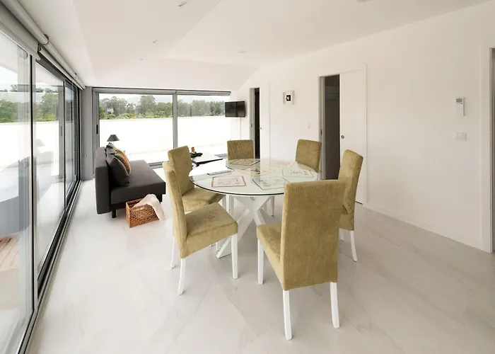 Sun House - Local - بونتي دي ليما