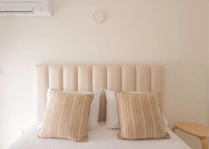 مزرعة للإقامة Sun House - Local -