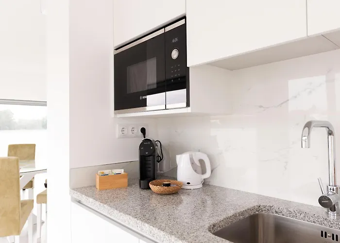 Sun House - Local - * بونتي دي ليما